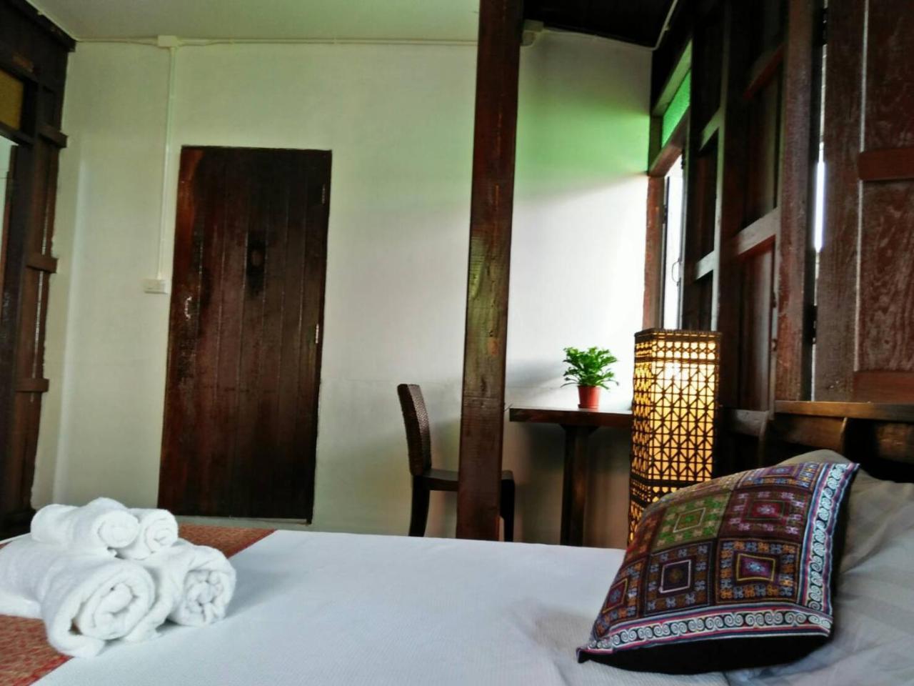 Baan Khun Krub Hotel Chiang Mai Exterior foto