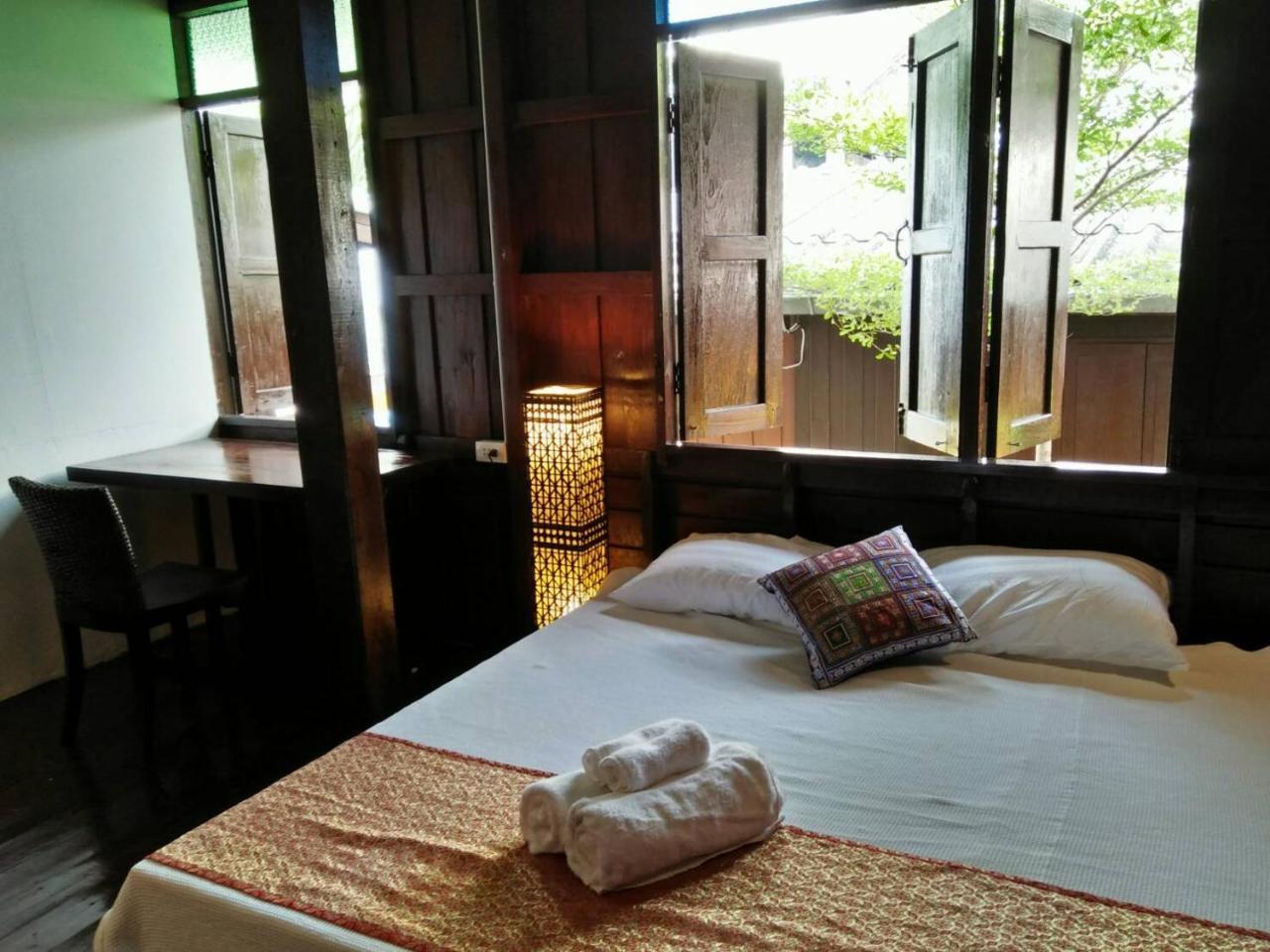 Baan Khun Krub Hotel Chiang Mai Exterior foto