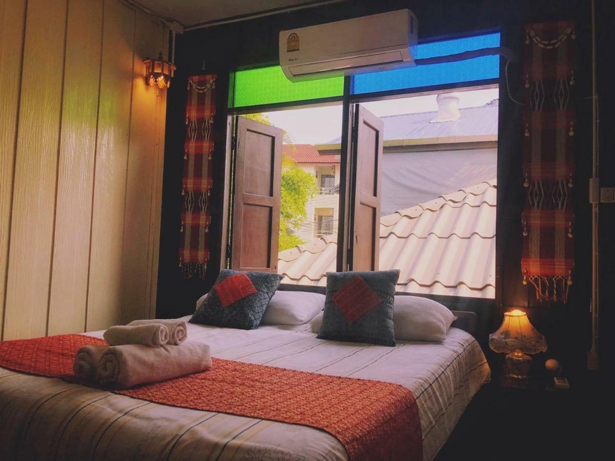 Baan Khun Krub Hotel Chiang Mai Exterior foto