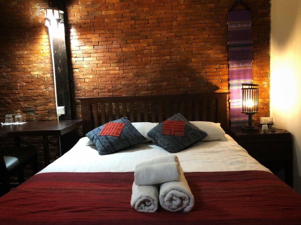Baan Khun Krub Hotel Chiang Mai Exterior foto